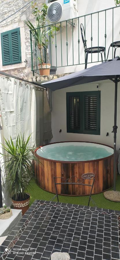 Villa Angie Old Town With Jacuzzi Split Exteriér fotografie