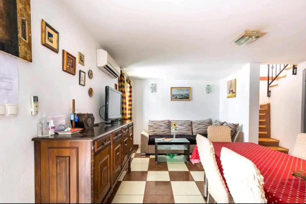 Villa Angie Old Town With Jacuzzi Split Exteriér fotografie