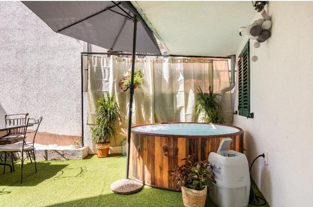 Villa Angie Old Town With Jacuzzi Split Exteriér fotografie
